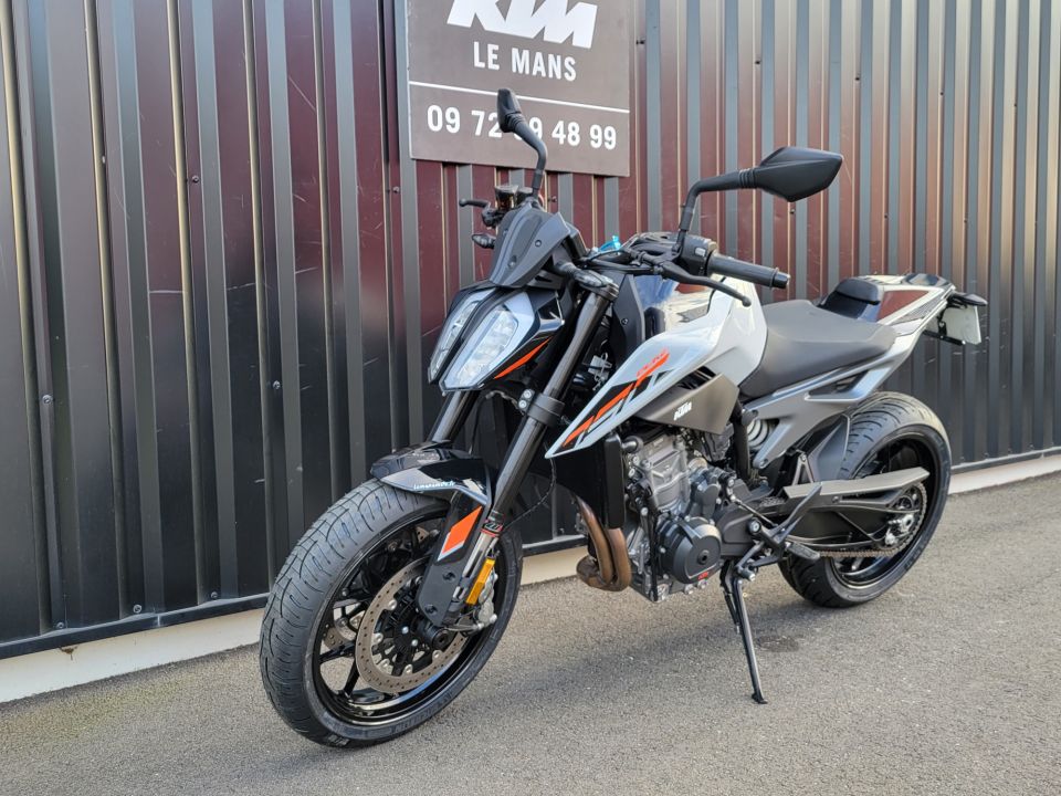 KTM 790 DUKE L 10