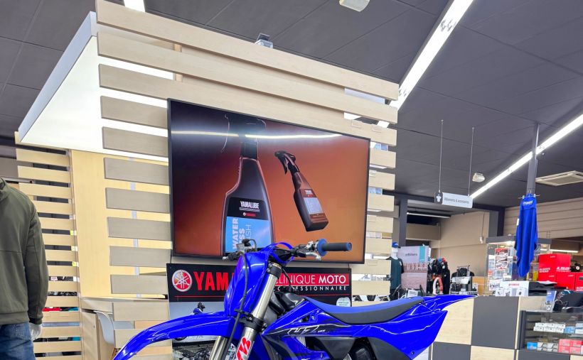 YAMAHA YZ 125 3