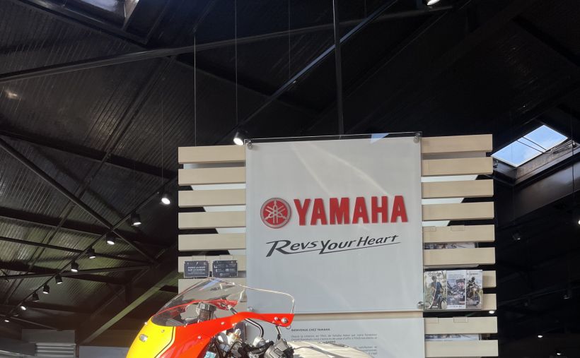 YAMAHA XSR 900 GP 1