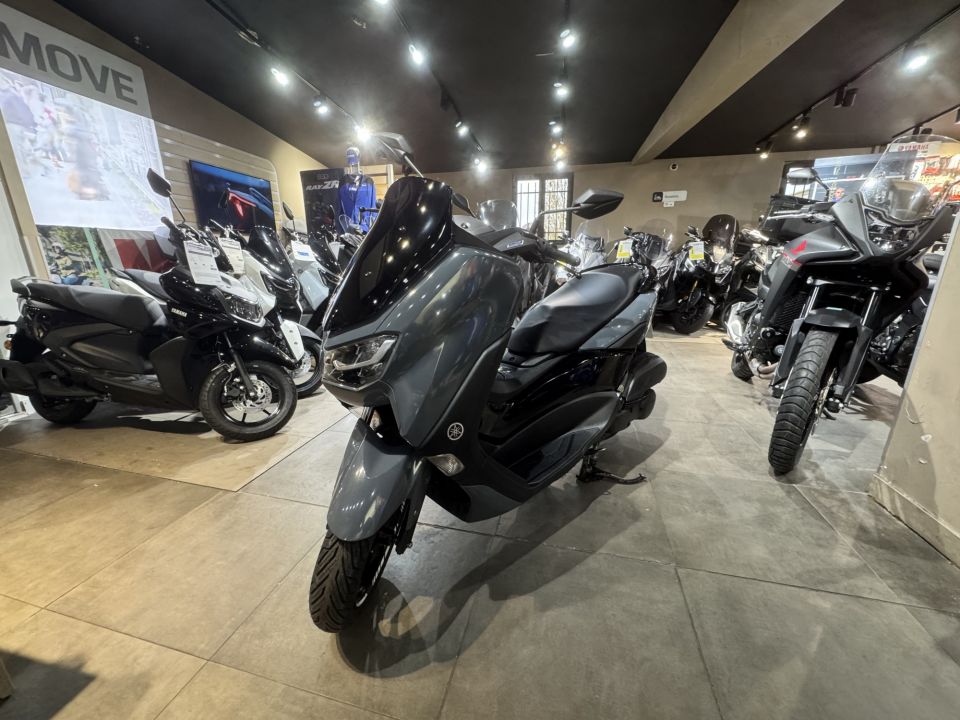 YAMAHA NMAX 125 1