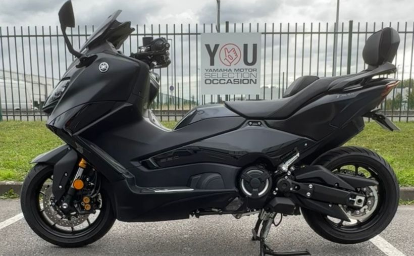 YAMAHA XP T-MAX 560 TECH MAX 2