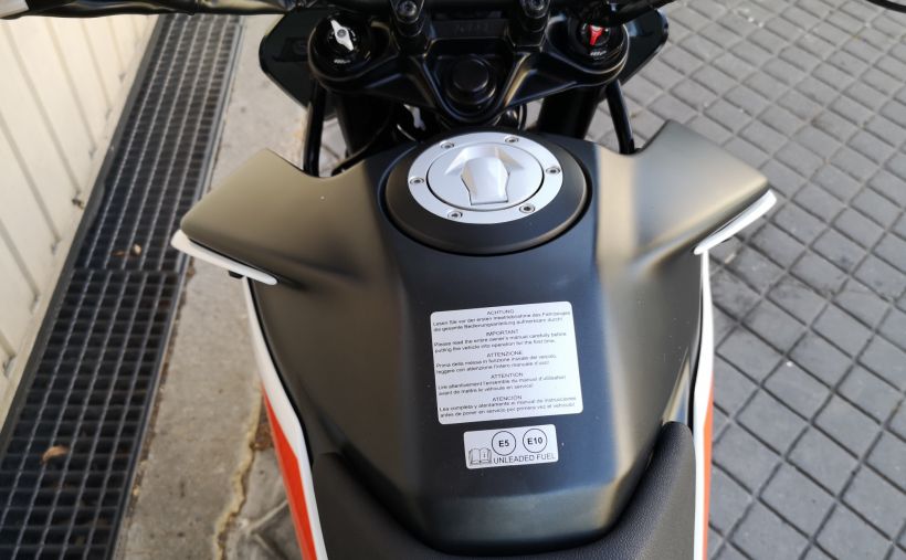 KTM 390 ADVENTURE 8