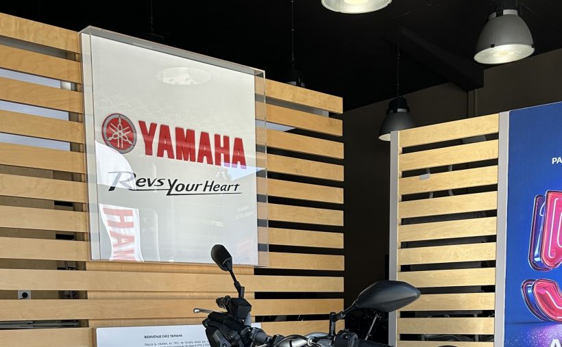 YAMAHA MT-09 0