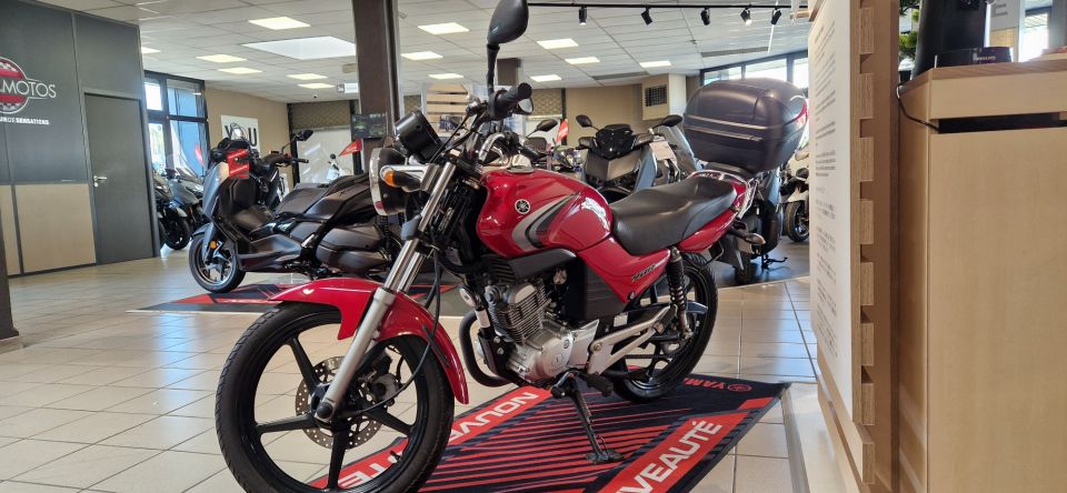YAMAHA YBR 125 2