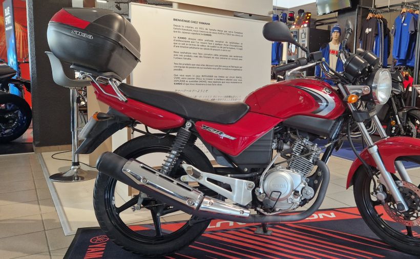 YAMAHA YBR 125 3