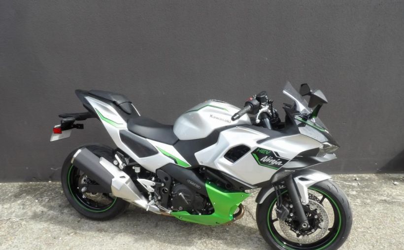 KAWASAKI Ninja 7 Hybrid 0
