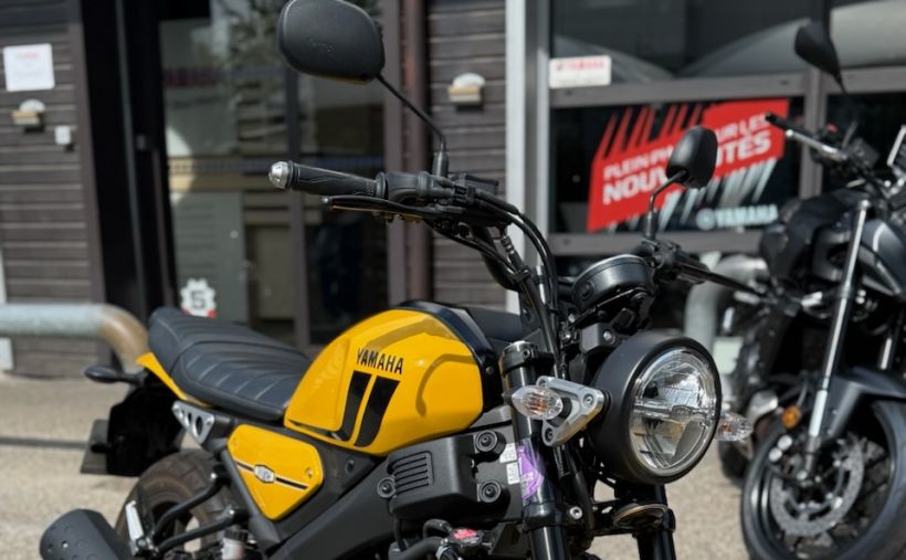 YAMAHA XSR 125 1