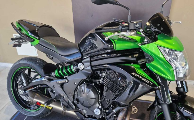 KAWASAKI ER-6 1