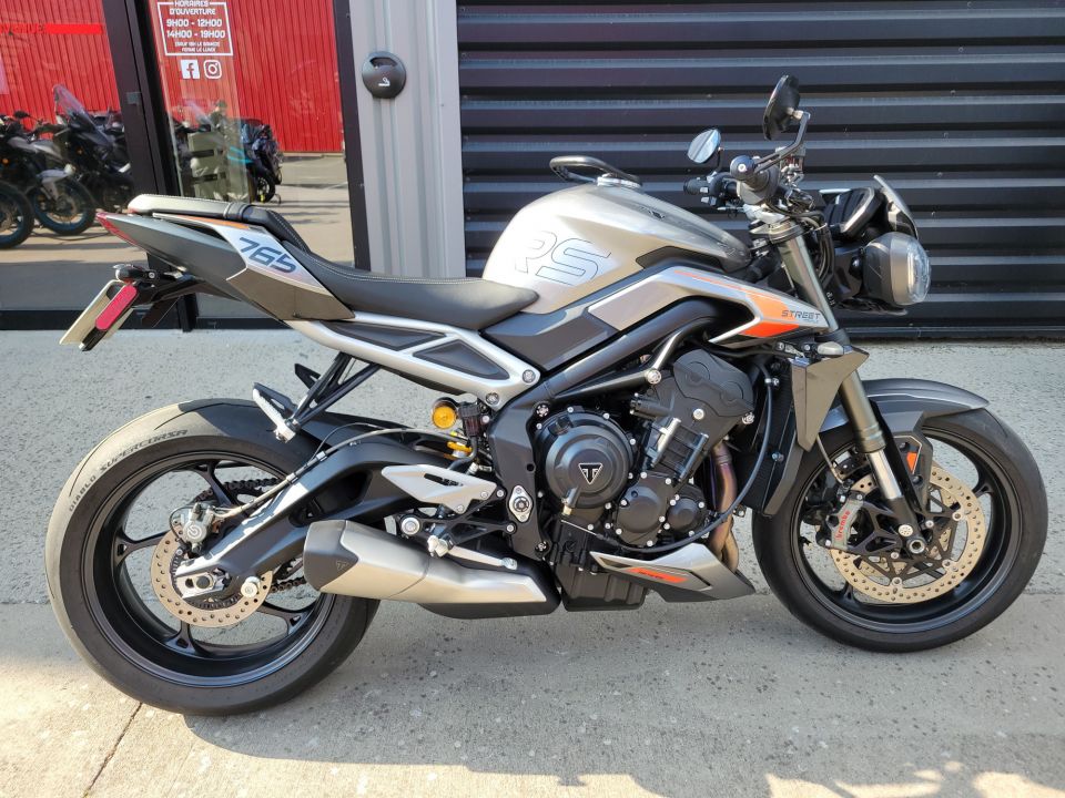 TRIUMPH STREET TRIPLE 765 RS 5
