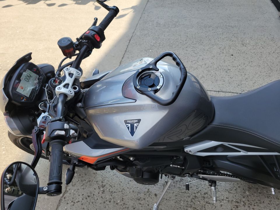 TRIUMPH STREET TRIPLE 765 RS 15