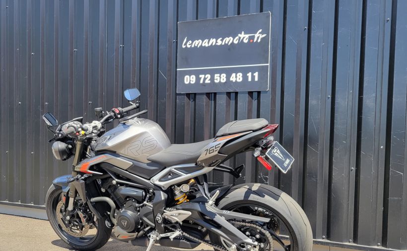 TRIUMPH STREET TRIPLE 765 RS 11