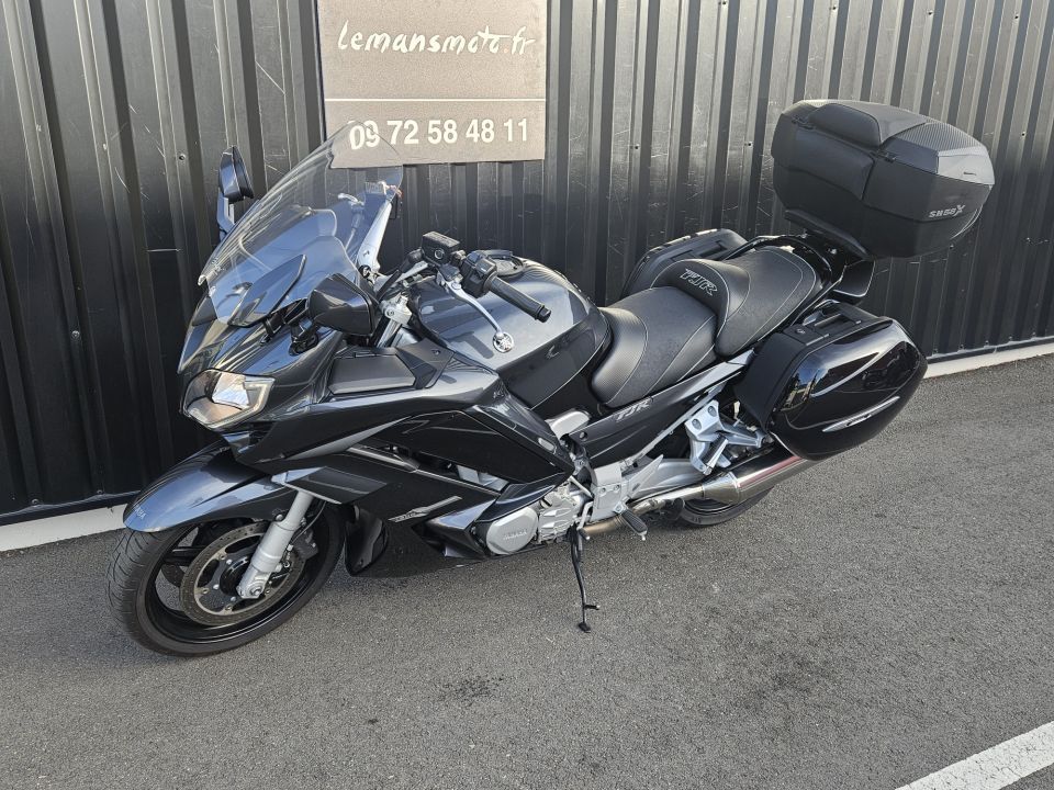YAMAHA FJR 1300 20