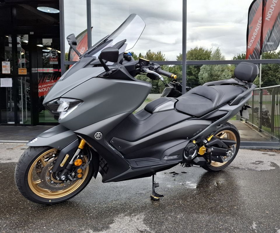 YAMAHA XP T-MAX 560 TECH MAX 1
