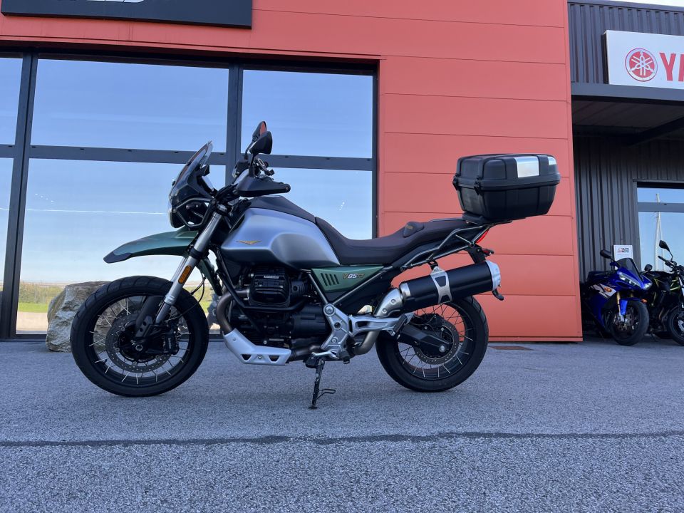 MOTO GUZZI V85 TT 850 15