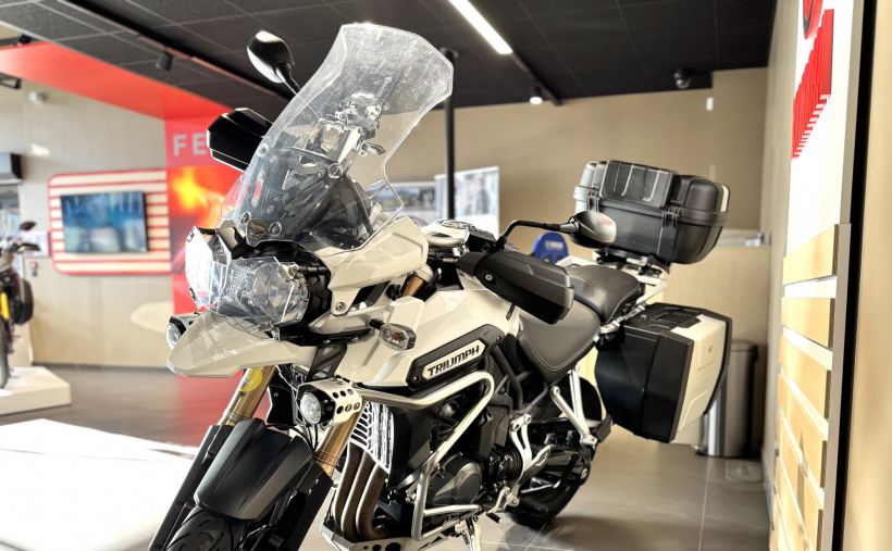 TRIUMPH TIGER 1200 EXPLORER 2