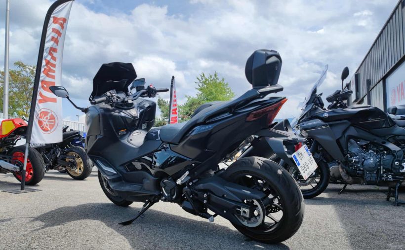 YAMAHA XP T-MAX 560 TECH MAX 2