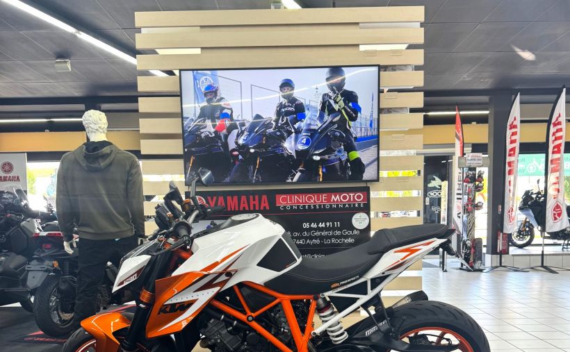 KTM 1290 SUPER DUKE R 2