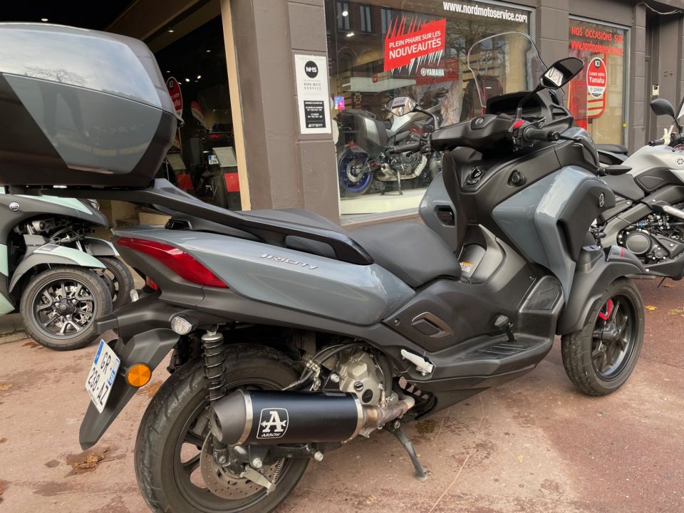 YAMAHA TRICITY 300 2