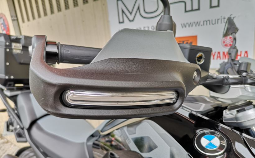 BMW R1300GS TRIPLE BLACK 28