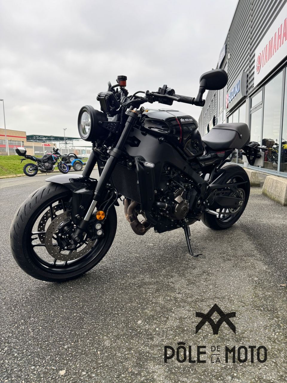 YAMAHA XSR 900 10