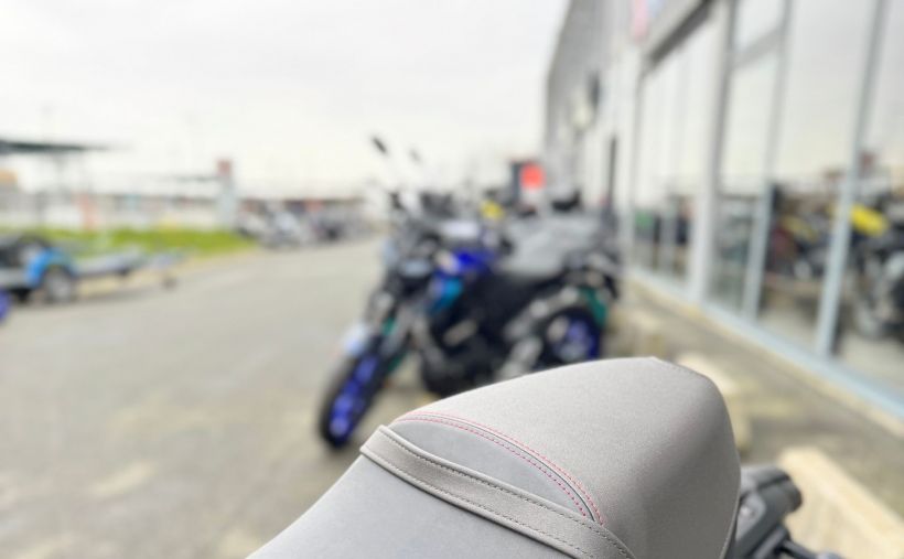 YAMAHA XSR 900 10