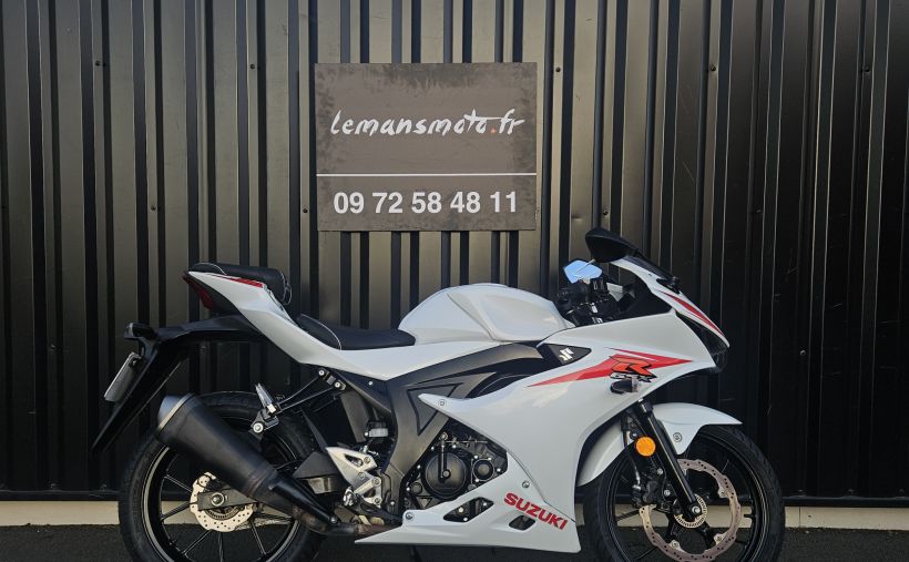 SUZUKI GSX-R 125 0