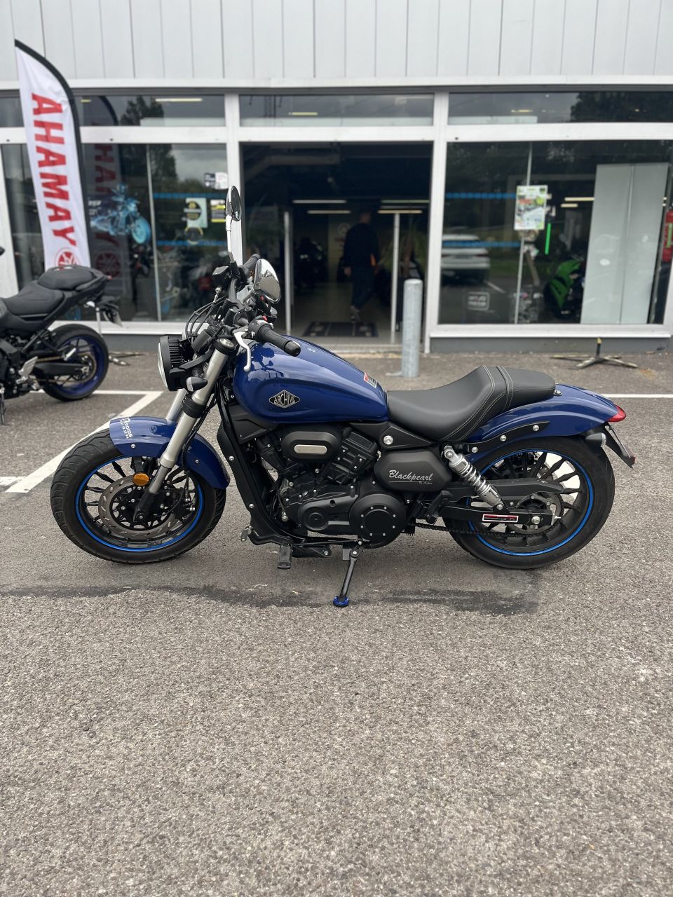 ARCHIVE MOTORCYCLE BLACKPEARL 0