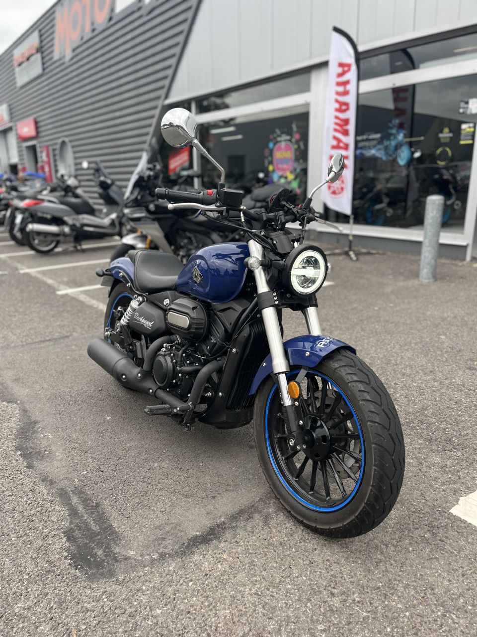 ARCHIVE MOTORCYCLE BLACKPEARL 3