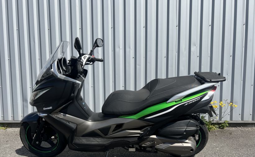 KAWASAKI J300 1
