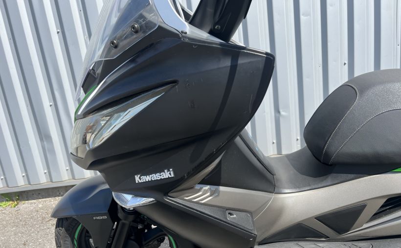 KAWASAKI J300 6