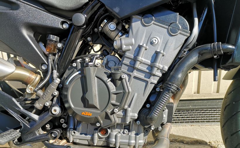 KTM 890 DUKE L 3