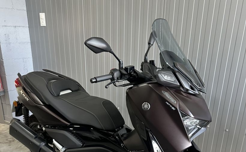 YAMAHA XMAX 300 Tech Max 3