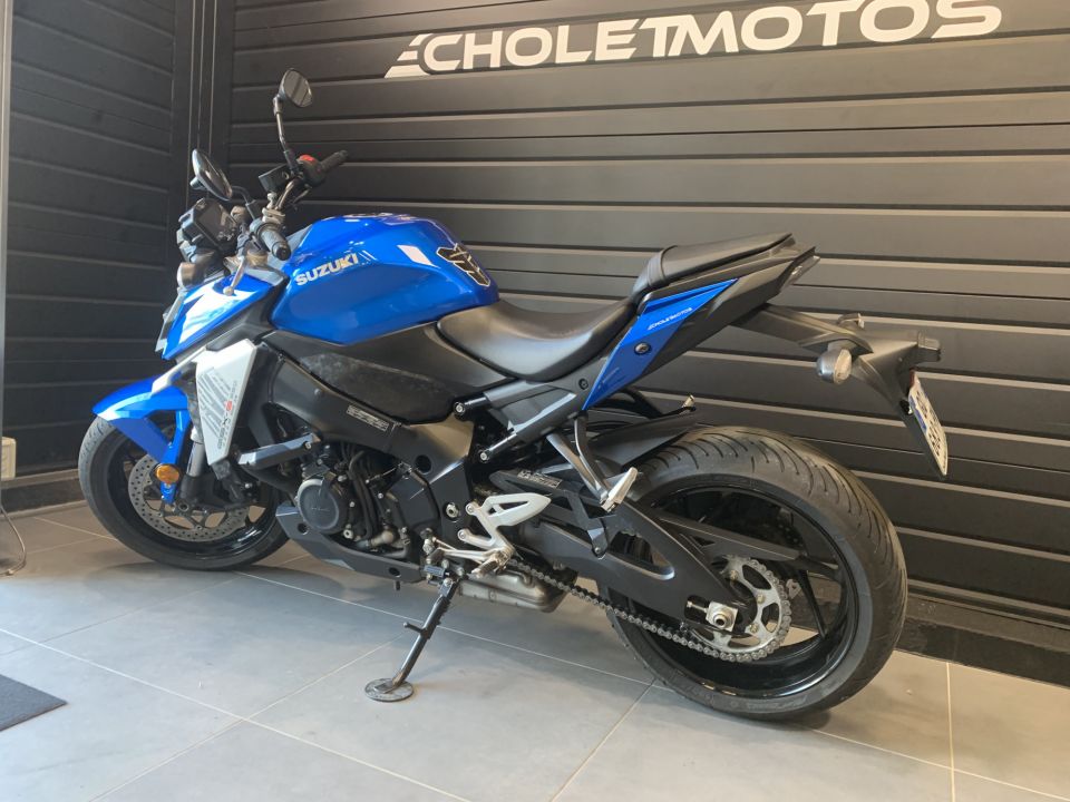 SUZUKI GSX-S 950 20