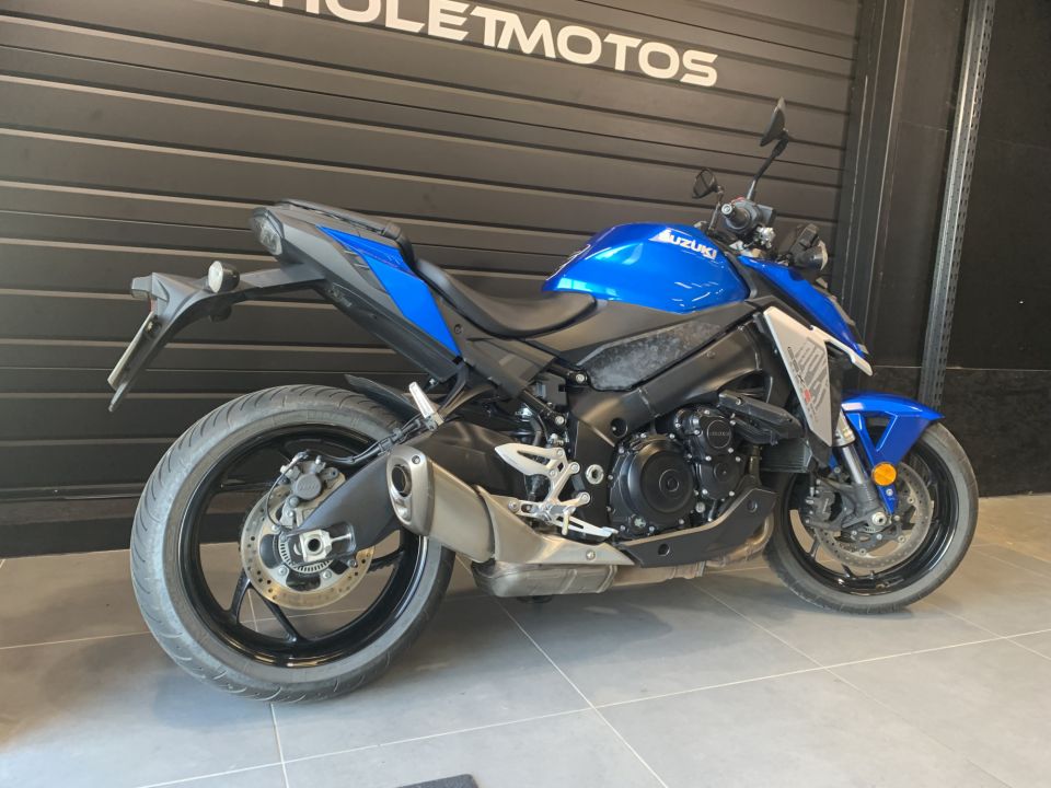 SUZUKI GSX-S 950 4