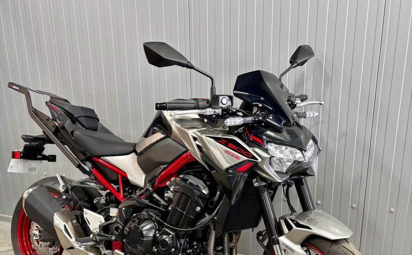 KAWASAKI Z 900 1