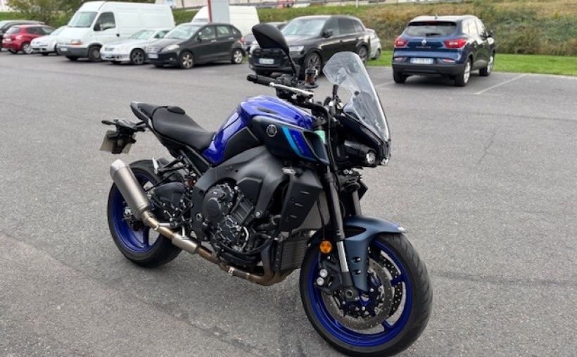 YAMAHA MT-10 5