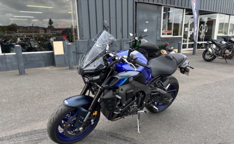 YAMAHA MT-10 0