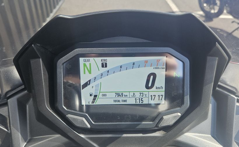 KAWASAKI NINJA 650 2