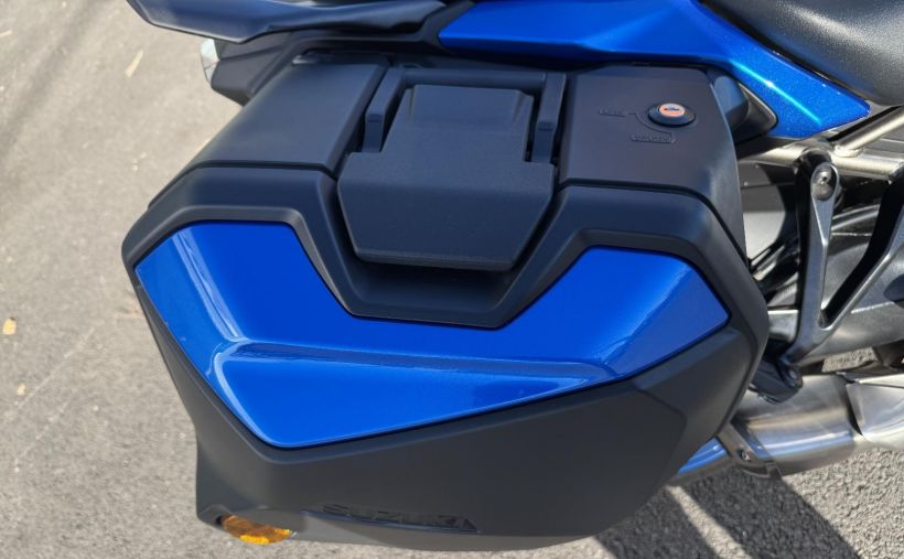 SUZUKI GSX-S 1000 GT 10