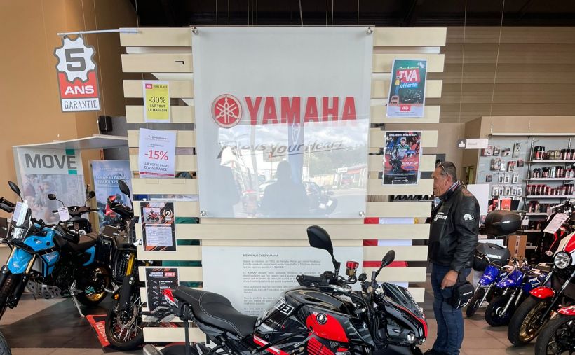 YAMAHA MT-10 0