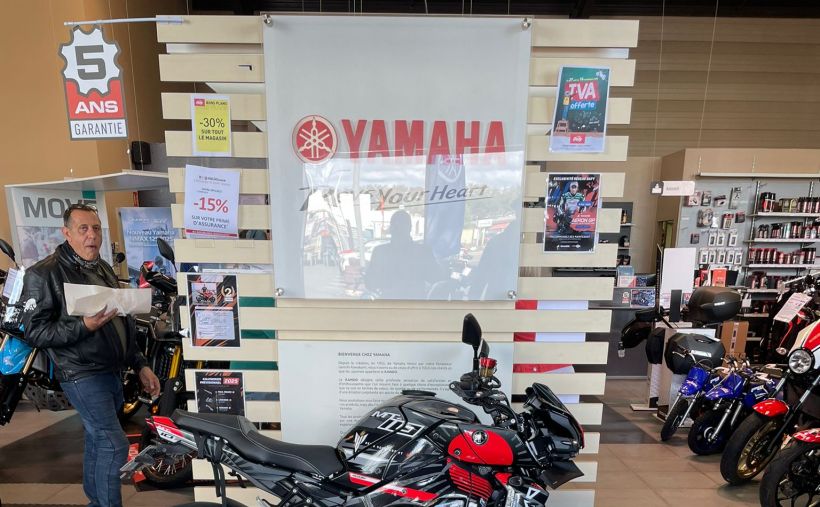 YAMAHA MT-10 3