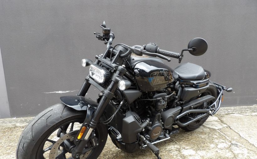 HARLEY-DAVIDSON SPORTSTER 1250 S 3