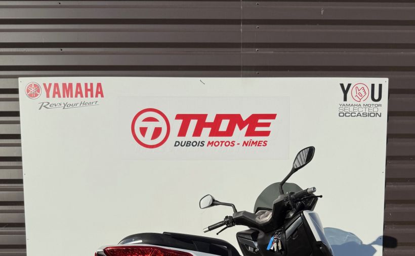 YAMAHA XMAX 125 6