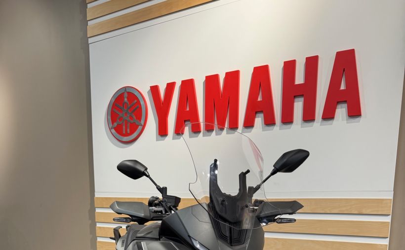 YAMAHA TRACER 7 4