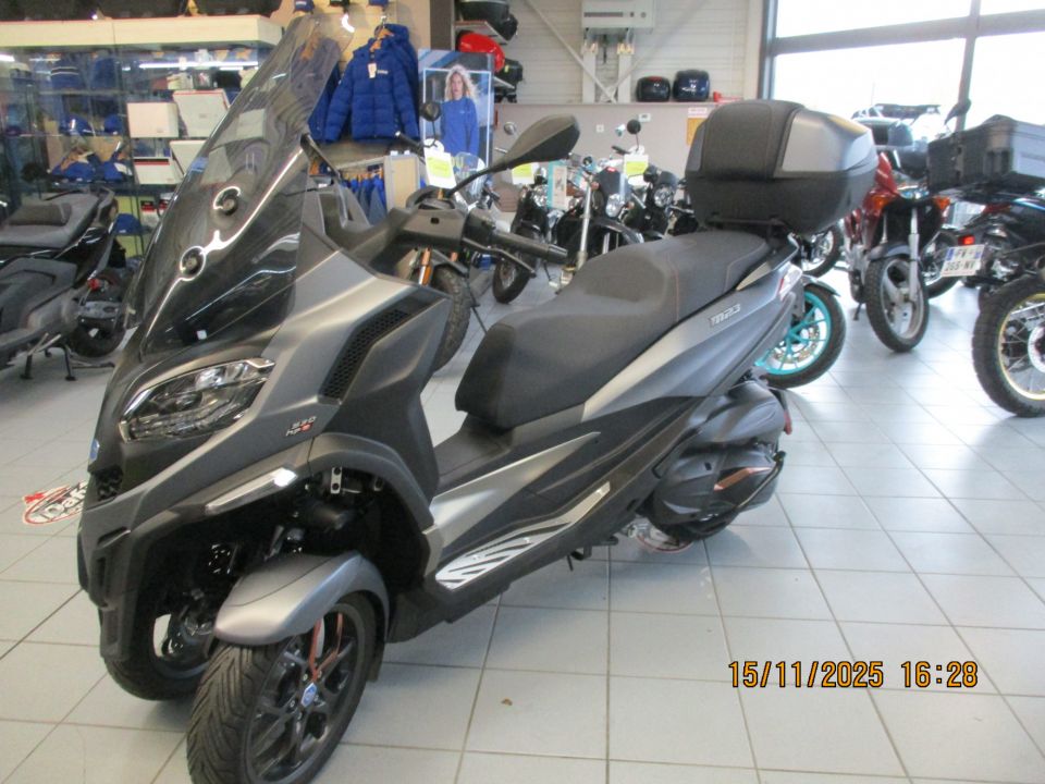 PIAGGIO MP3 530 HPE EXCLUSIVE 10