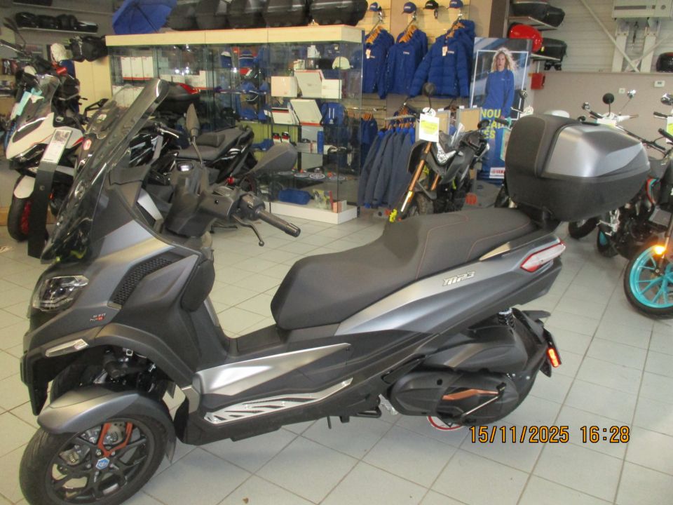 PIAGGIO MP3 530 HPE EXCLUSIVE 20