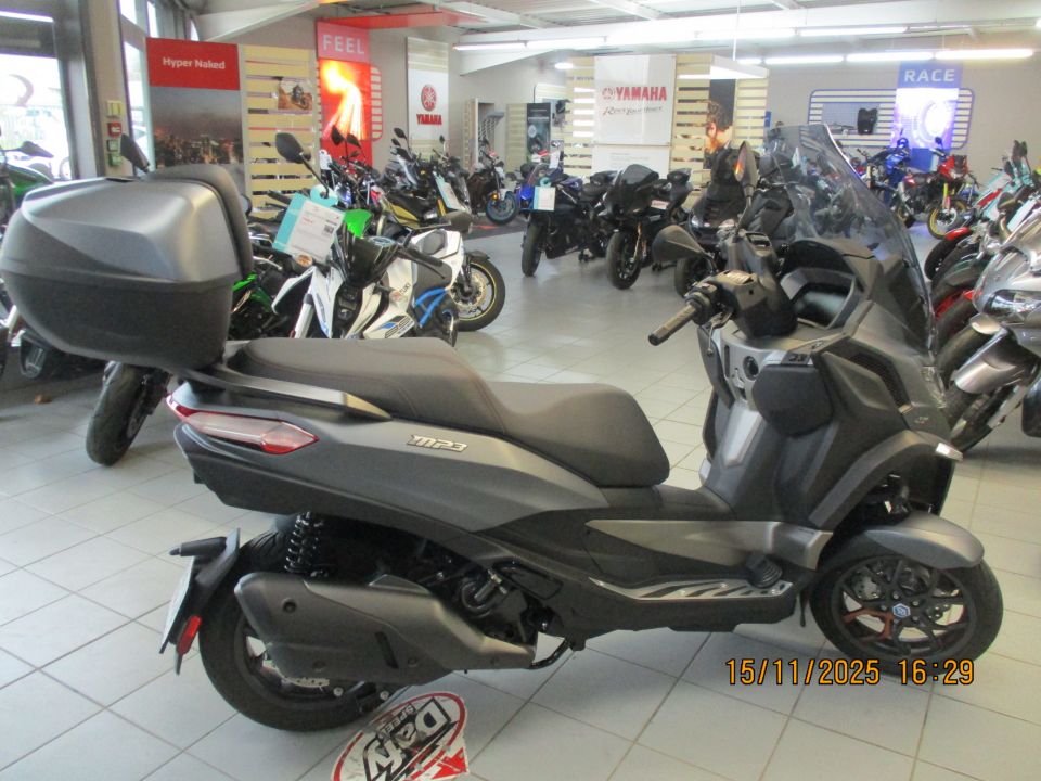 PIAGGIO MP3 530 HPE EXCLUSIVE 40