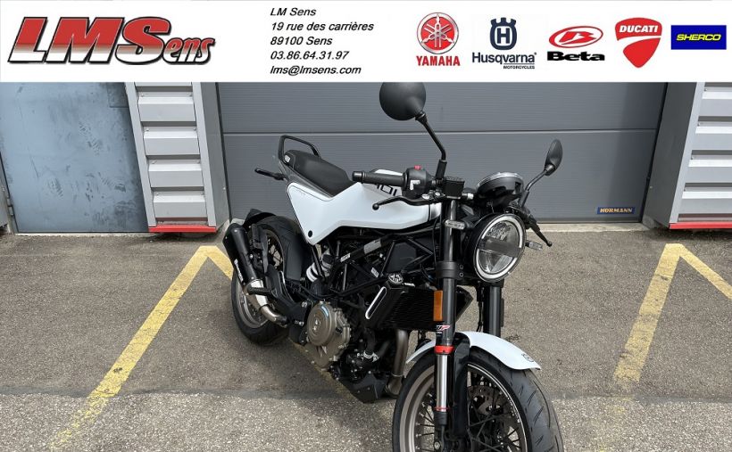 HUSQVARNA VITPILEN 401 1
