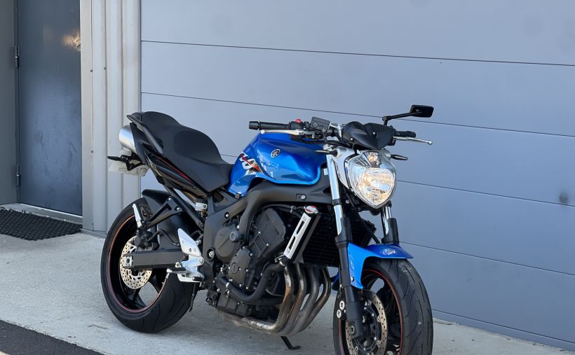 YAMAHA FZ6 600 FAZER S2 1