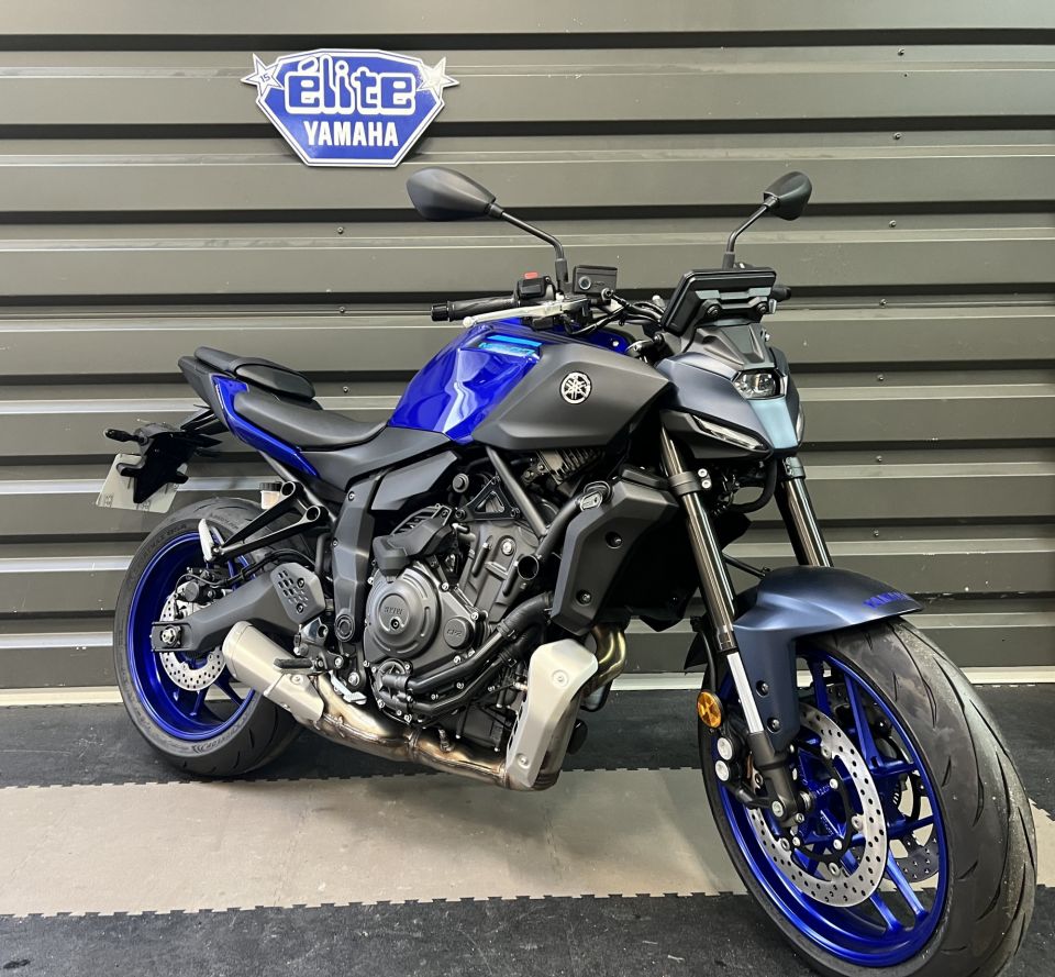 YAMAHA MT-07 Y-AMT 1